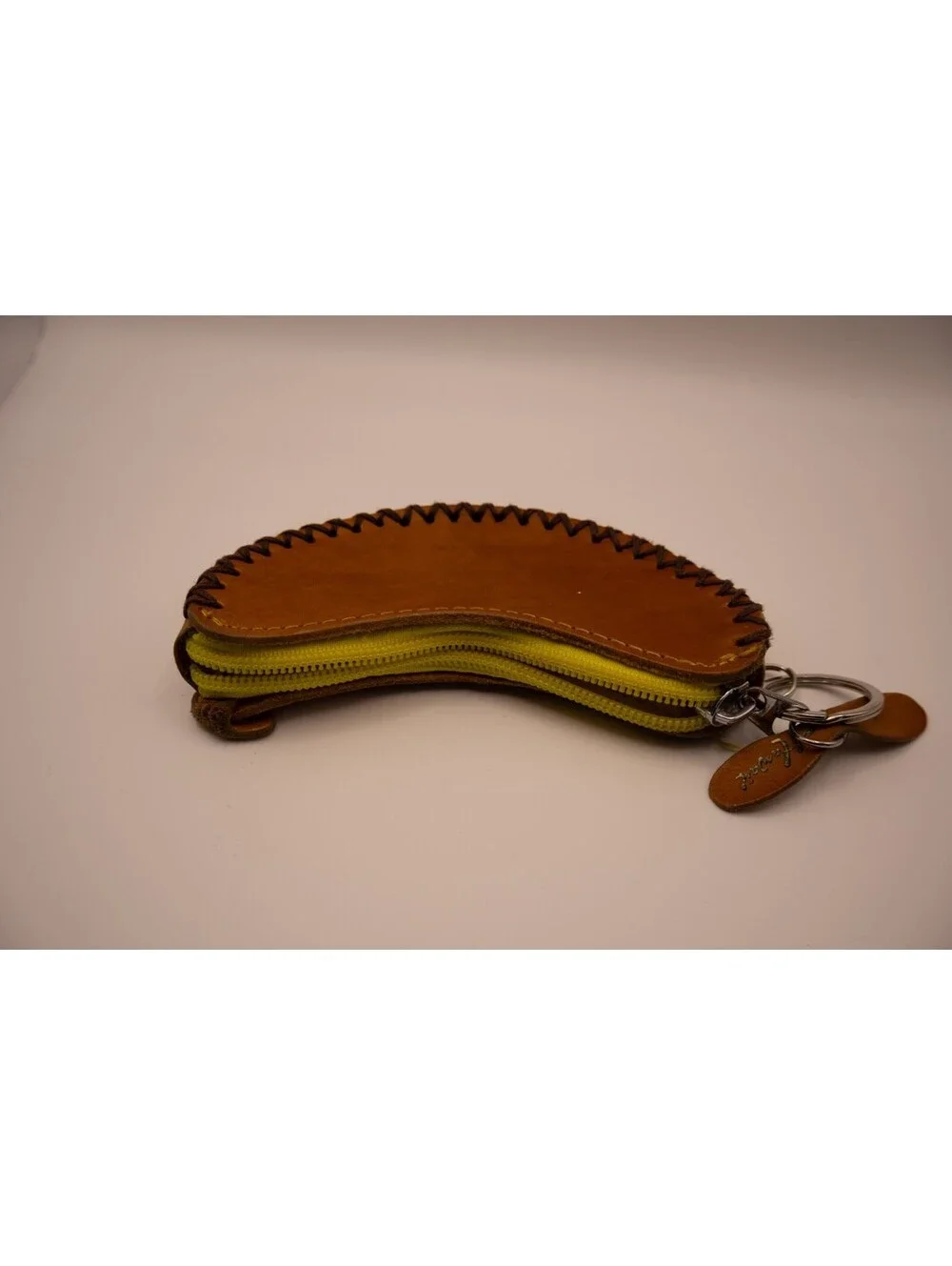 Vintage 3D handcrafted leather banana coin purse keychain made in Hawaii